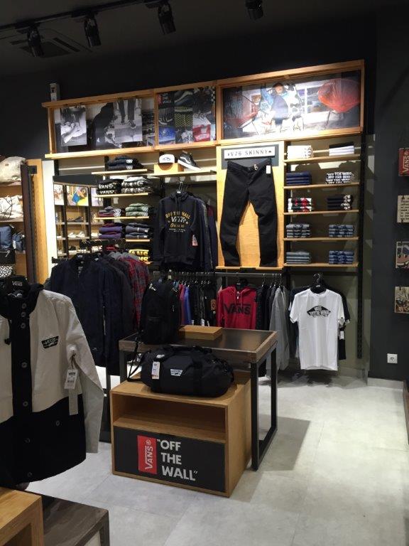 Vans shop
