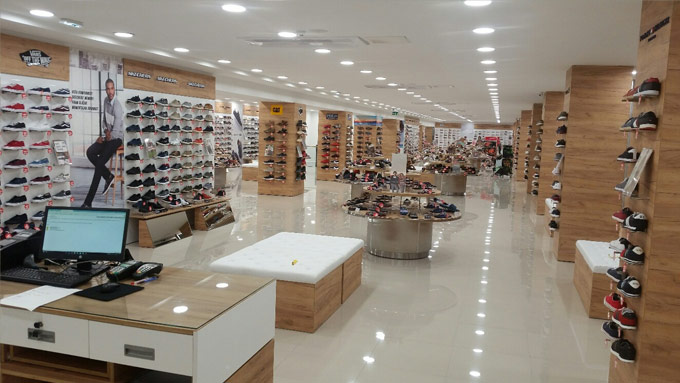 Office shoes Knez Mihajlova 1 renovirana radnja na preko 400 kvadratnih metara