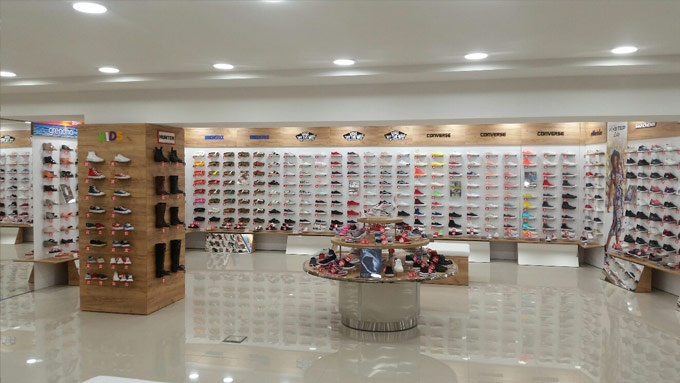 office shoes renovirana radnja preko 30 brendova knez mihailova beograd srbija