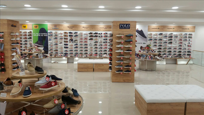 renovirana radnja KNEZ Office shoes Beograd preko 30 brendova na preko 400 kvadrata
